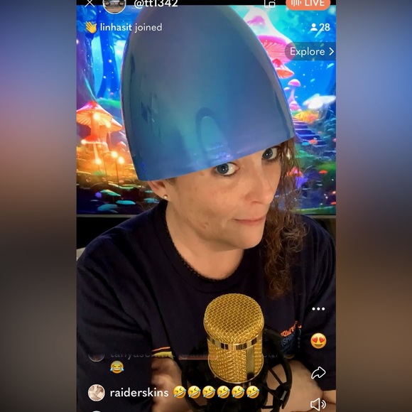 Like and FOLLOW for Giveaway! TT TV Live Tag it up with Me๐๐บ๐ฅโ๏ธ - Picture 8 of 14